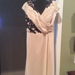 Karin Grace Gown size 14