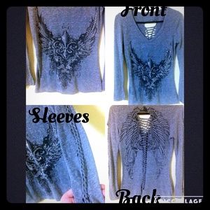 (Xs) grey long sleeve graphic tee