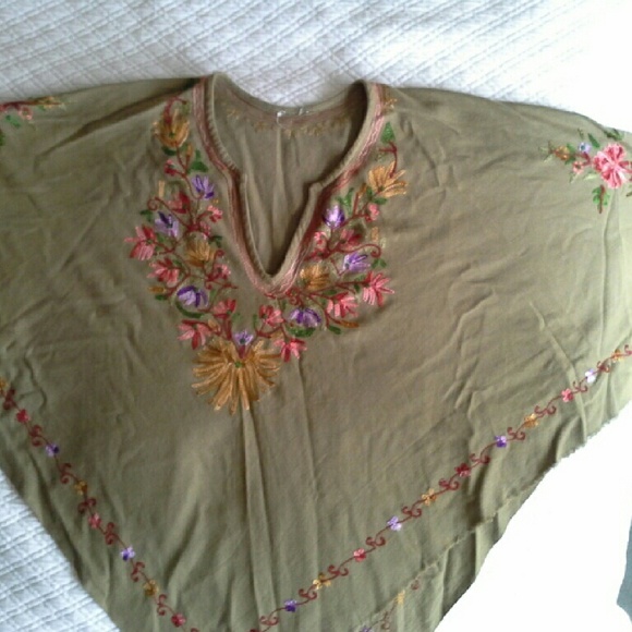 Embroidered MEXICAN poncho!