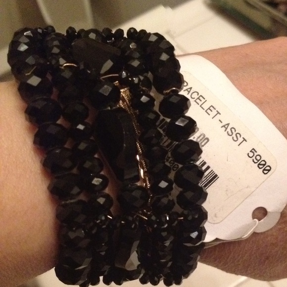BLACK CRYSTAL BRACELET