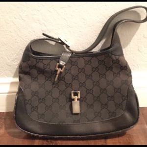 Gucci purse good condition