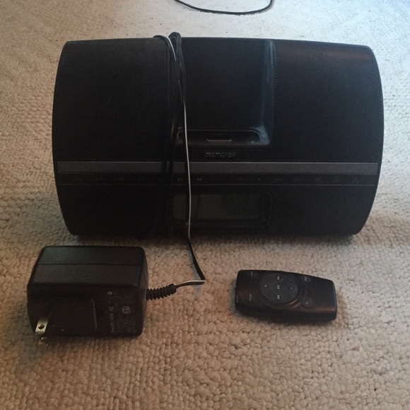 Memorex iPhone Dock