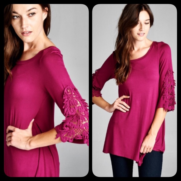 ❗️SMALL❗️ Beautiful Magenta Top Crochet Sleeve - Picture 2 of 2