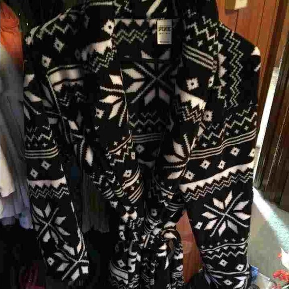 🚫SOLD ON MERC🚫NWOT VS PINK ROBE - Picture 2 of 2