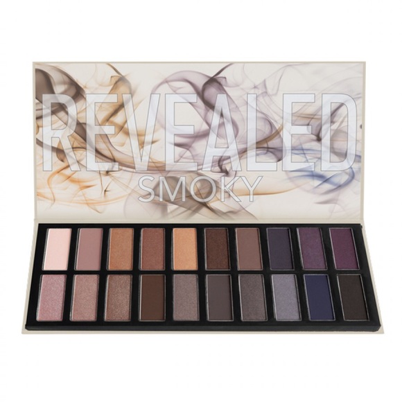 Coastal scent revealed smoky eyeshadow palette - Picture 3 of 3