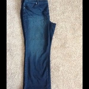 Boot cut jeans
