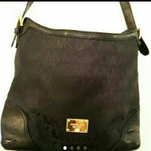 Gently used Authentic Michael Kors (SOLD)