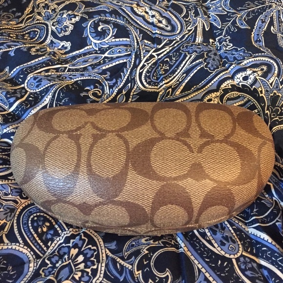 Coach Sunglasses - Picture 2 of 4