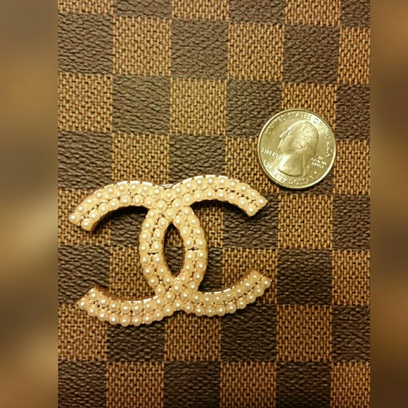 Brooch