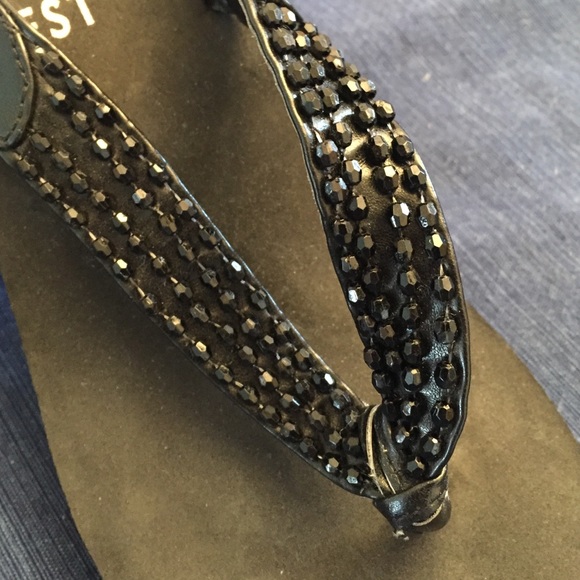 Flip flops - Picture 2 of 3