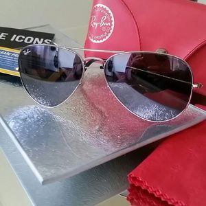 Authentic Special Series Ray Ban Aviator Sunglass Authentic Special Series Ray Ban Aviator Sunglass