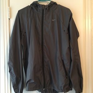 Large Nike windbreaker