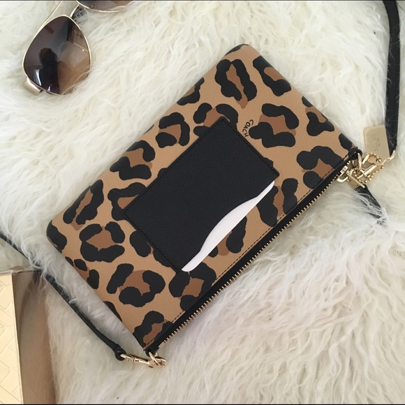 Coach Crossbody Bag NWOT - Picture 3 of 4