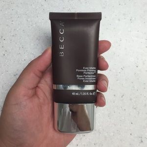 BECCA Ever-Matte Poreless Priming Perfector