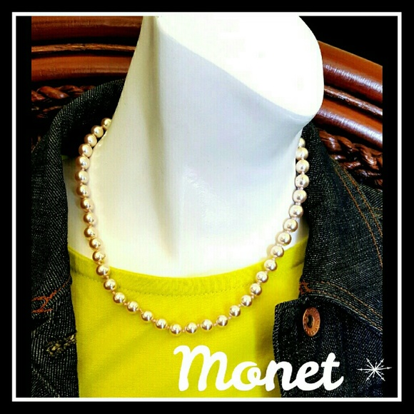 🆒️SOLD🆒️Monet Pearl Necklace Baby Pink - Picture 3 of 6