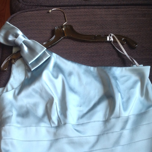Gorgeous beautiful light green Kay unger  dress. - Picture 1 of 3