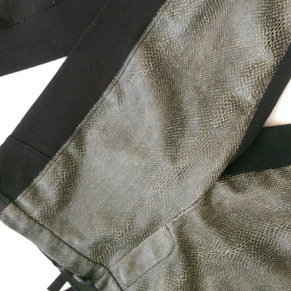 BCBG Max Azria Snakeskin Leggings