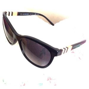 Burberry sunglasses!