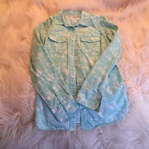 Blue and white splattered button down