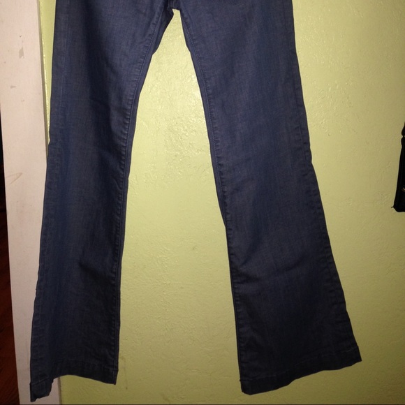 Jeans - Picture 2 of 4