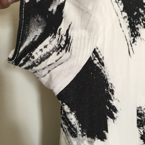 Black-and-white Alice and Olivia printed dress - Picture 2 of 4