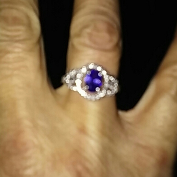 Ring - Picture 2 of 2