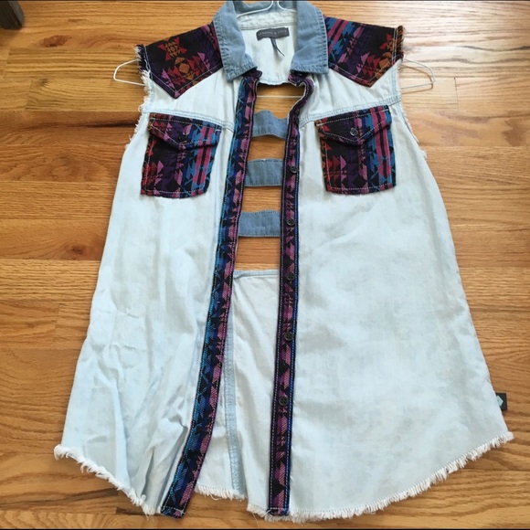 Kendall and Kylie Pac Sun collection tank