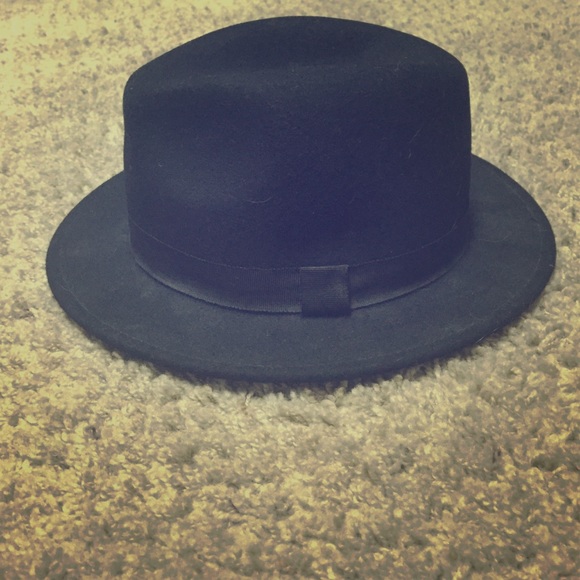 Black Fedora 🐧
