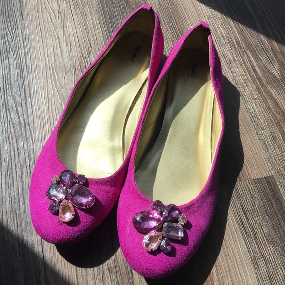 Like New, Mossimo Flats!