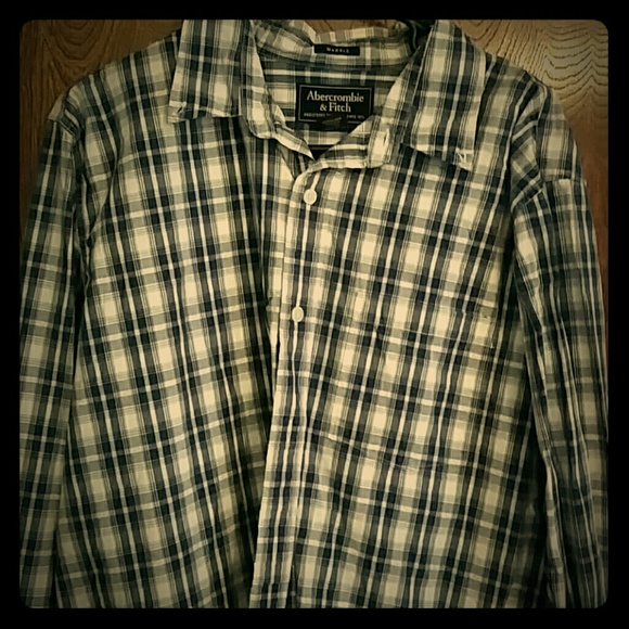 Men's Abercrombie long sleeve button up shirt