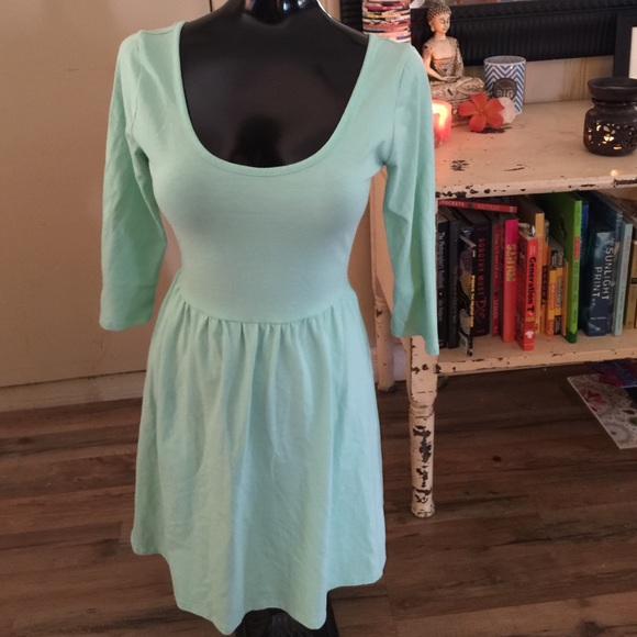 Dresses & Skirts - Criss cross skater dress