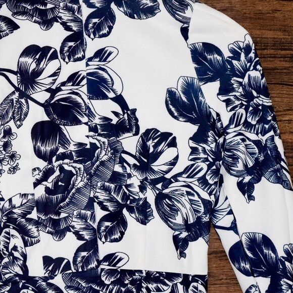 Sold in @kreed324 - Picture 3 of 4