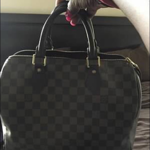 Louis Vuitton 30