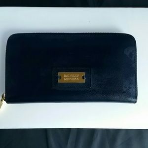 Badgley Mischka Continental Wallet