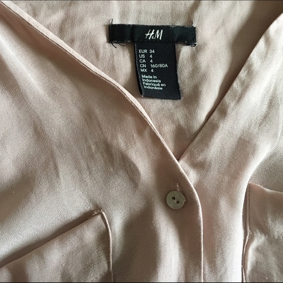 Pink blouse - Picture 2 of 4