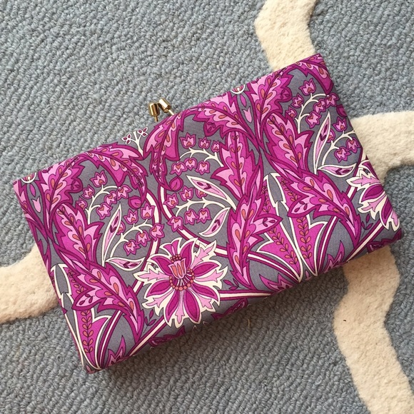 Banana Republic Clutch- like new