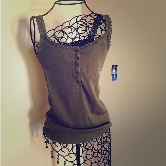 Old navy tank top