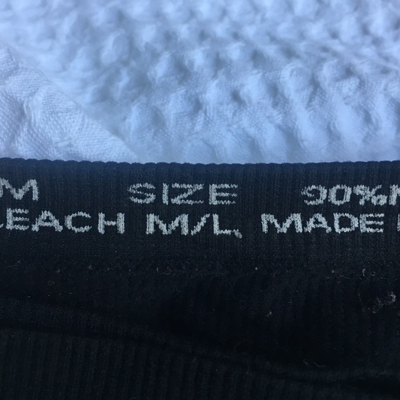 Black Bandeau - Picture 2 of 2