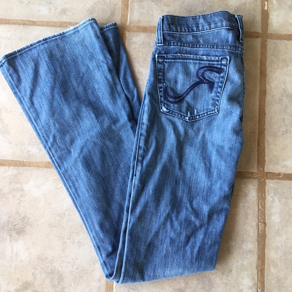 Rock and Republic Jeans. 27x34. Medium Wash. - Picture 1 of 3