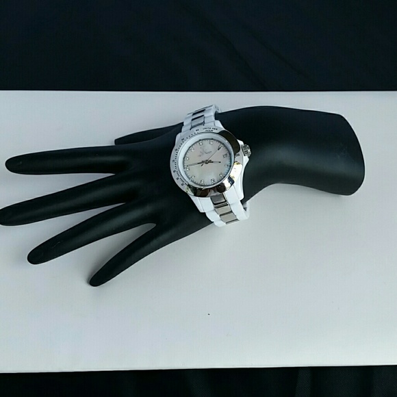 Toy Watch Mother of Pearl Dail White