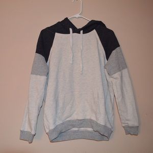 Black/white American eagle sweatshirt
