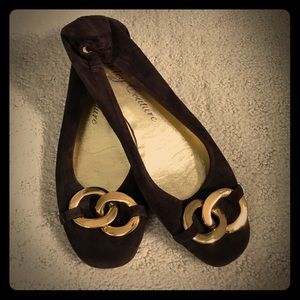 Juicy Couture brown suede flats