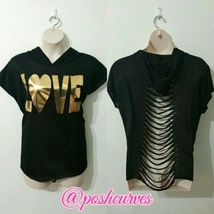 🎀Plus Size🎀 Love Wording Top 3X