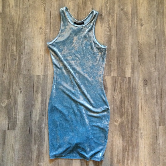 Cloud 9 Velvet body-con