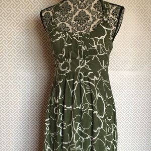 Green high waist dress knee length dress!