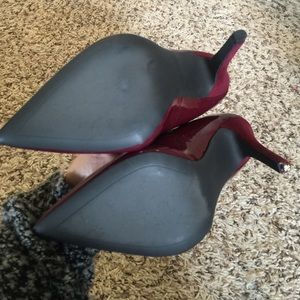 Zara trafaluc burgundy pumps size 35