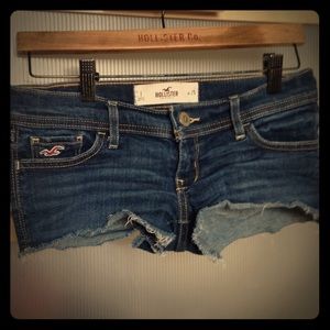 Cut off Hollister shorts