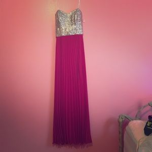 WILL TAKE BEST OFFER!💜  Homecoming/Prom Dress