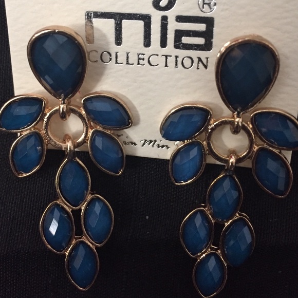 Mia jewellery earrings Clearance