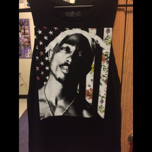 Tupac tank top
